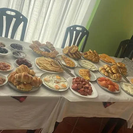 Dini 게스트하우스 3*